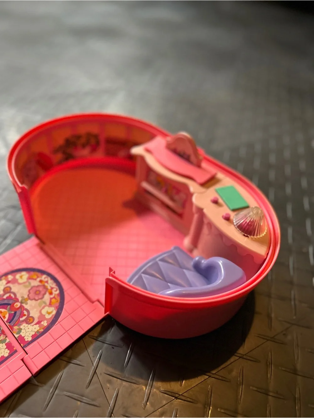 Vintage Barbie Pop-Up Playhouse